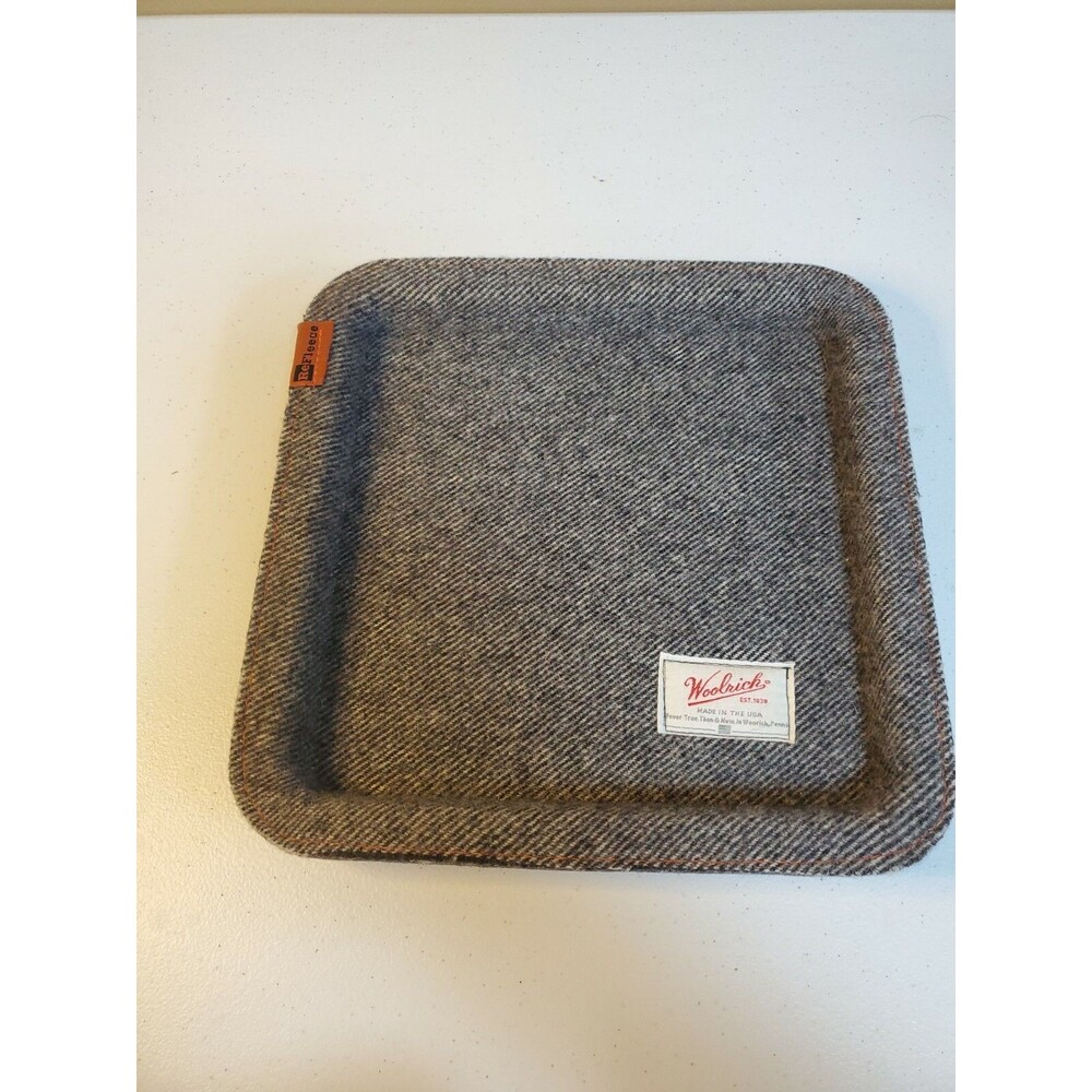 RARE Vtg Woolrich Advertising Wool Tray Basket Gray 10 Inch x 10 Inch ReFleece